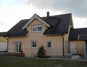 Häuser in Alling Zwerchgiebel.JPG